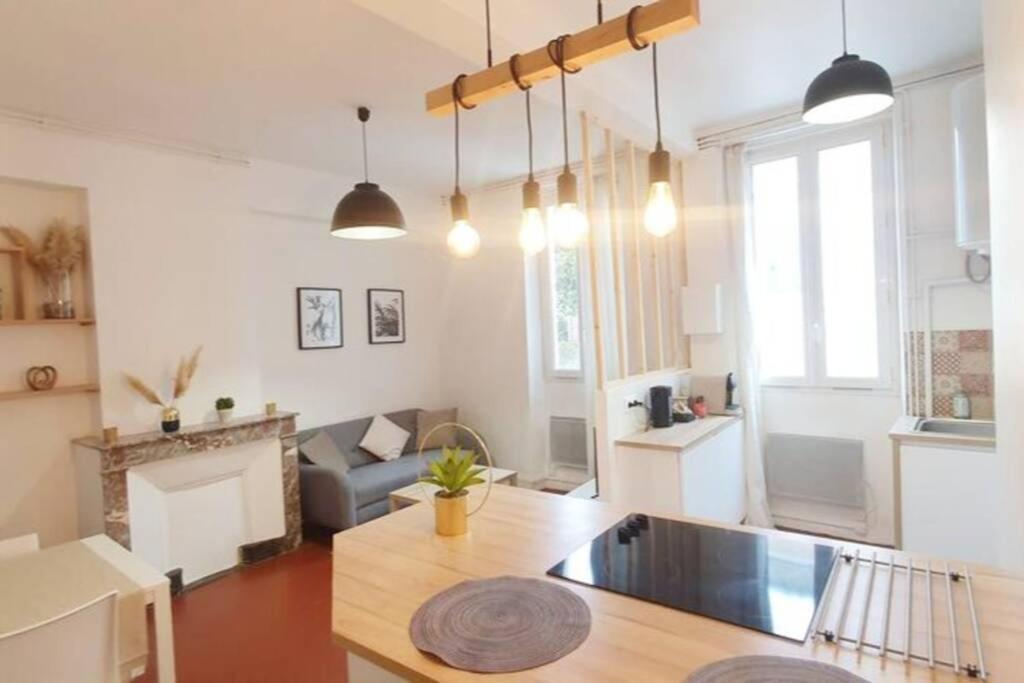 T2 Cosy Au Calme,Entree Autonome,Centre Historique Apartment Montélimar Exterior foto