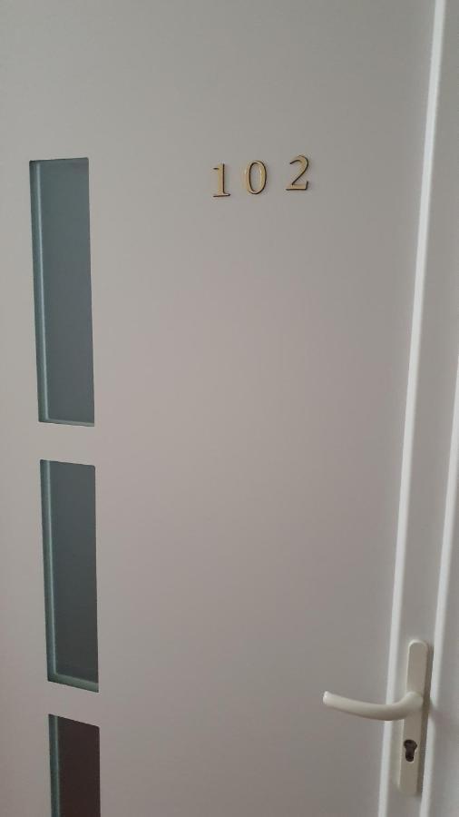 T2 Cosy Au Calme,Entree Autonome,Centre Historique Apartment Montélimar Exterior foto